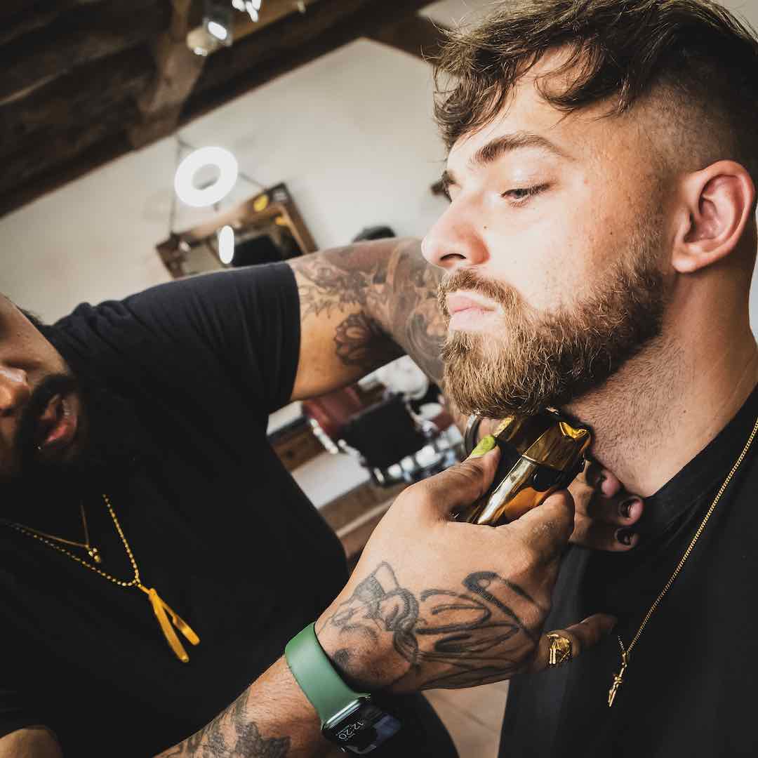The Titanium Electric Foil & Precision Shaver: Your New Go-To Grooming Tool